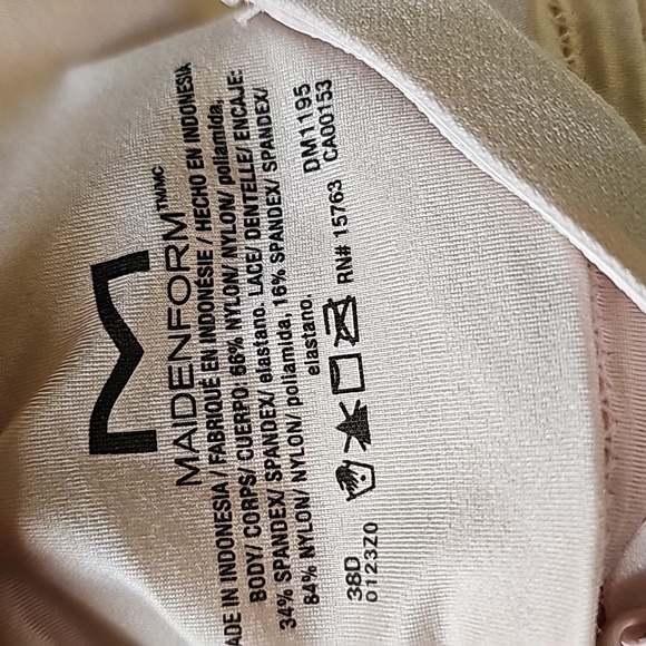Maidenform padded bra with wire. Blush color. Size 38D. Good used condition. - Picture 6 of 6
